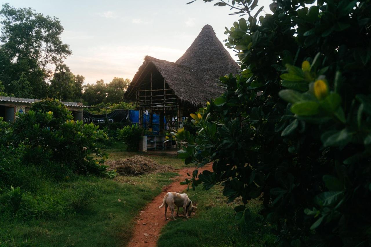 Appartamento Beyond Community Auroville Esterno foto